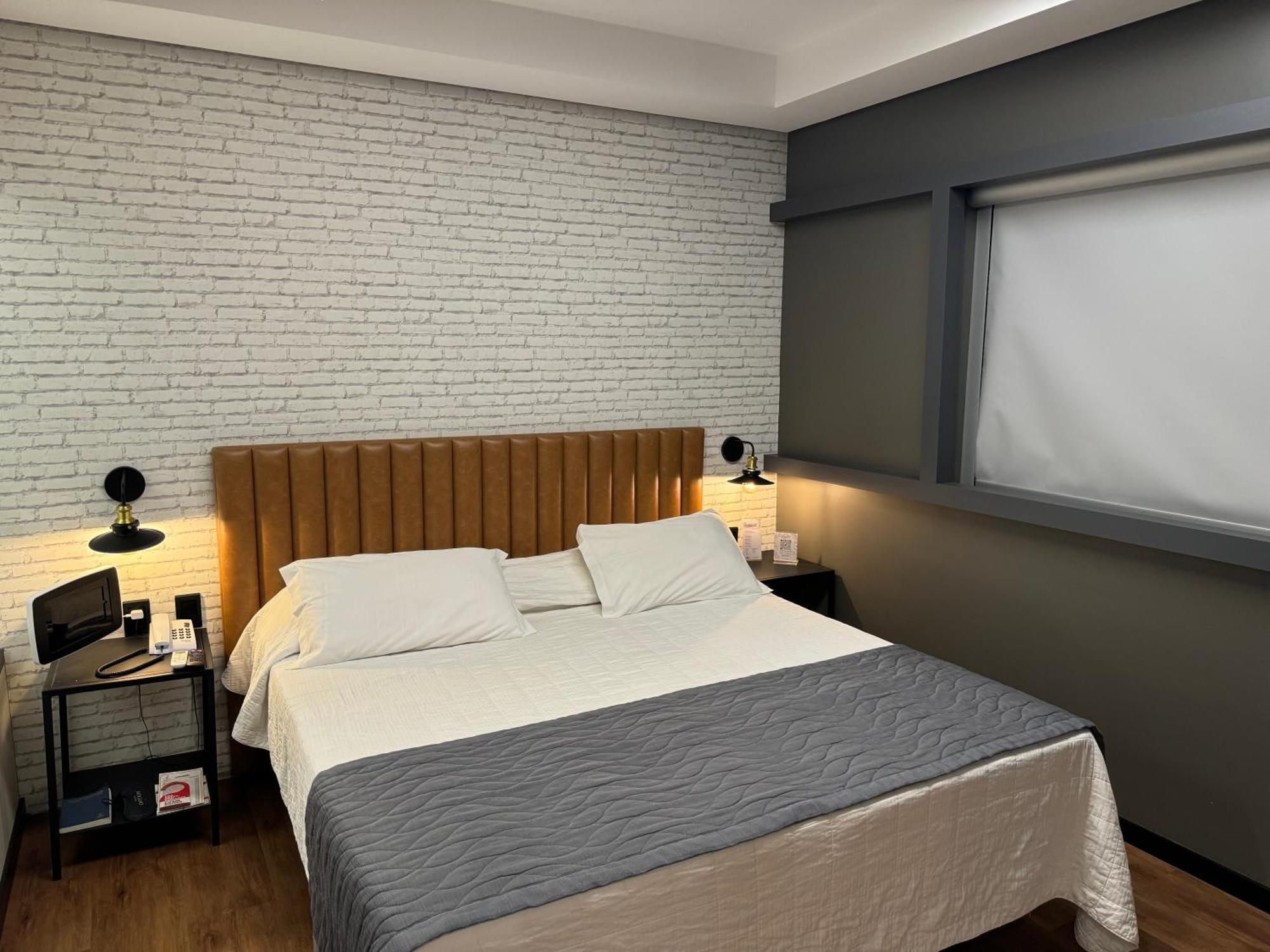 Mogano Premium - Eletroposto Hotel