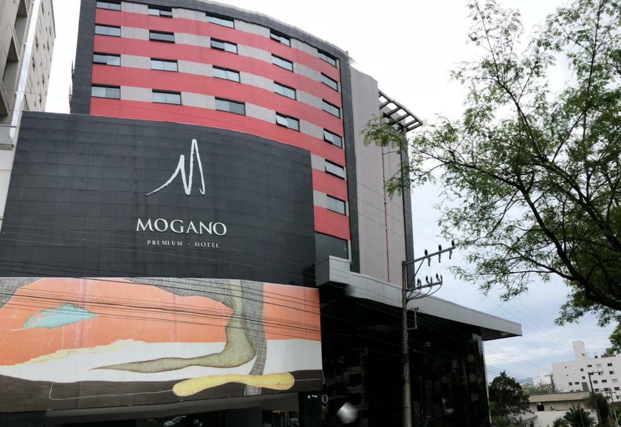 Hotel Mogano Premium - Eletroposto Chapecó